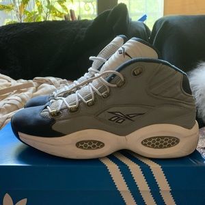 Reebok Georgetown Questions (no box)